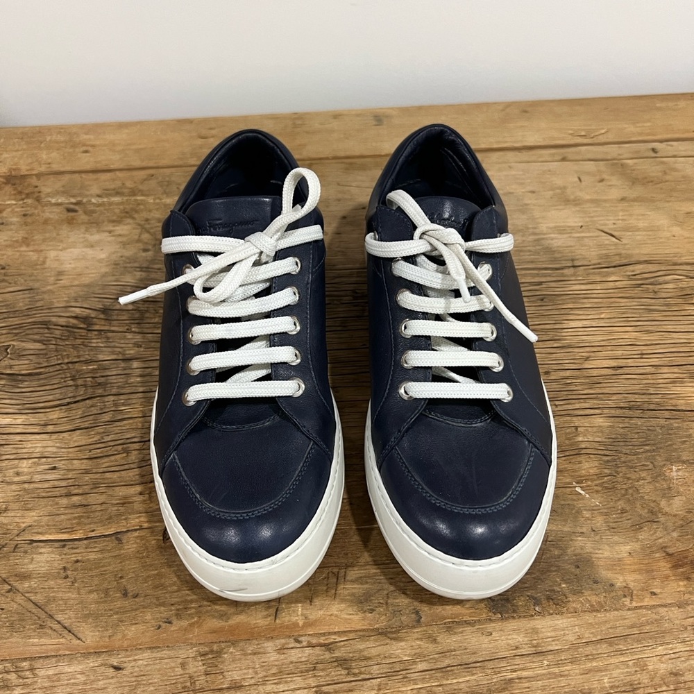 Ferragamo Classic Blue and White Sneakers with Low-Top.